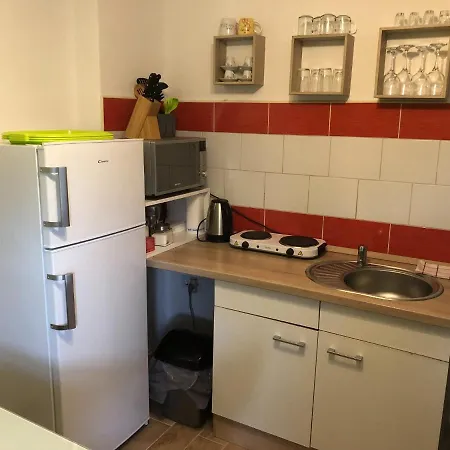 Natalia Apartman Apartament *